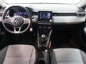 Renault Clio thumbnail 3