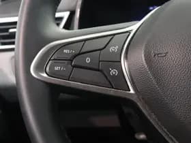 Renault Clio thumbnail 22
