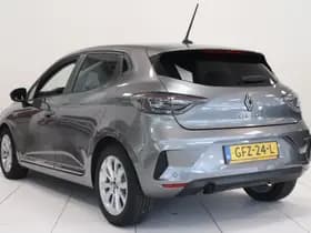 Renault Clio thumbnail 6