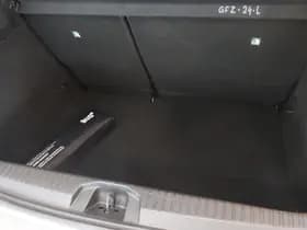 Renault Clio thumbnail 9