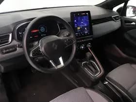 Renault Clio thumbnail 24