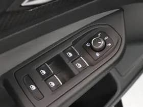 Volkswagen Golf thumbnail 18