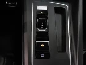 Volkswagen Golf thumbnail 22