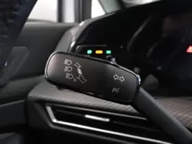 Volkswagen Golf thumbnail 30