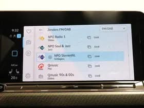 Volkswagen Golf thumbnail 33