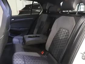 Volkswagen Golf thumbnail 8
