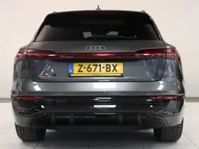 Audi Q8 e-tron thumbnail 20