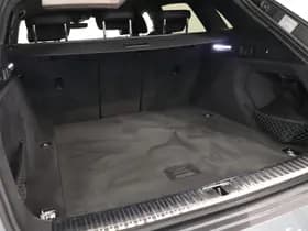 Audi Q8 e-tron thumbnail 10