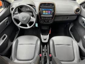 Dacia Spring thumbnail 3