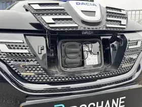 Dacia Spring thumbnail 31