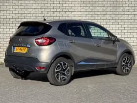 Renault Captur thumbnail 2