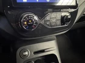 Renault Captur thumbnail 12