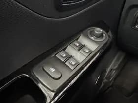 Renault Captur thumbnail 16