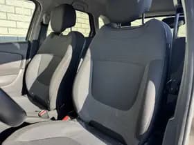 Renault Captur thumbnail 23