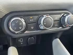 Nissan Micra thumbnail 13