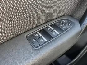 Renault Captur thumbnail 19