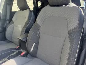 Renault Captur thumbnail 28