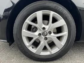 Renault Clio thumbnail 24