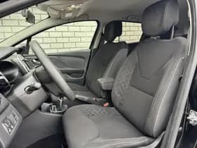Renault Clio thumbnail 7