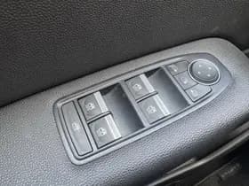 Renault Captur thumbnail 26