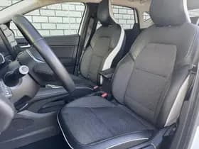 Renault Captur thumbnail 7
