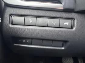 Nissan Qashqai thumbnail 34