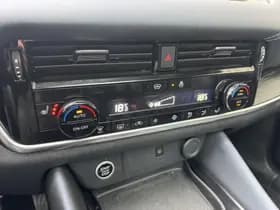 Nissan Qashqai thumbnail 17