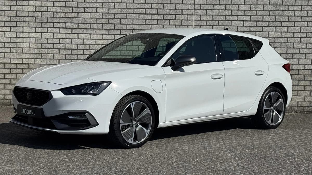 SEAT Leon — foto 1