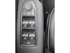 Renault Captur thumbnail 22
