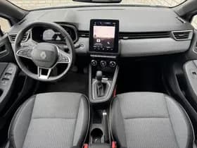 Renault Clio thumbnail 3