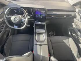 Renault Austral thumbnail 3