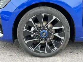 Renault Clio thumbnail 27