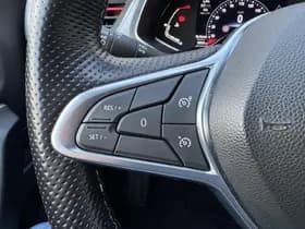Renault Captur thumbnail 21