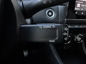 Renault Captur thumbnail 34