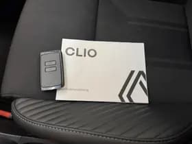Renault Clio thumbnail 15