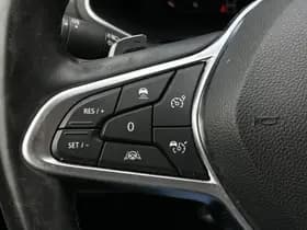 Renault Captur thumbnail 21