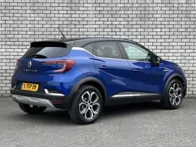 Renault Captur thumbnail 2