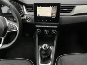 Renault Captur thumbnail 11