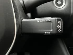 Renault Captur thumbnail 22