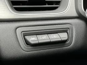 Renault Captur thumbnail 34