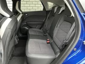Renault Captur thumbnail 8