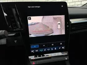 Renault Mégane E-Tech thumbnail 13