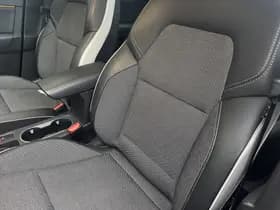 Renault Captur thumbnail 25