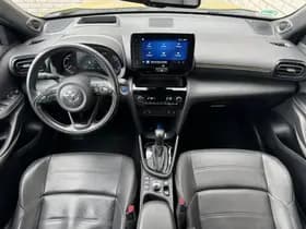 Toyota Yaris Cross thumbnail 3
