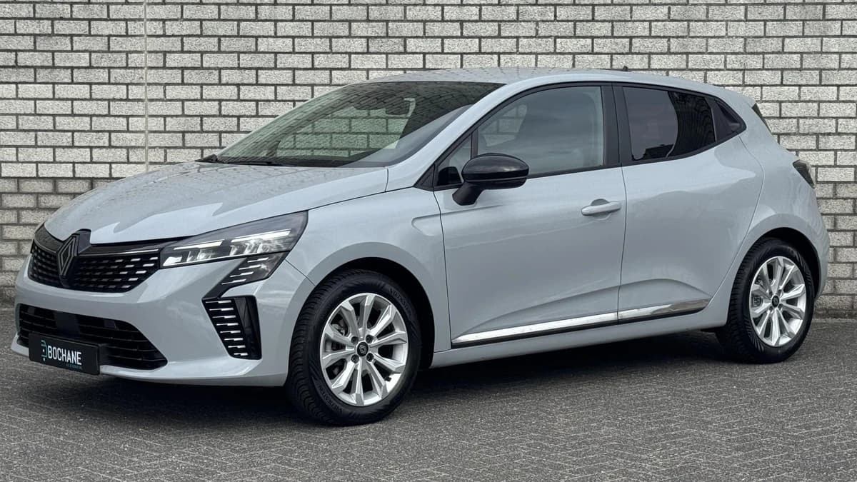 Renault Clio — foto 1