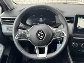 Renault Clio thumbnail 16