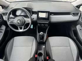 Renault Clio thumbnail 3