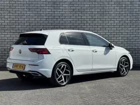 Volkswagen Golf thumbnail 2
