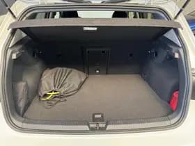 Volkswagen Golf thumbnail 10