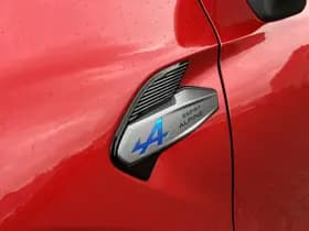 Renault Captur thumbnail 33